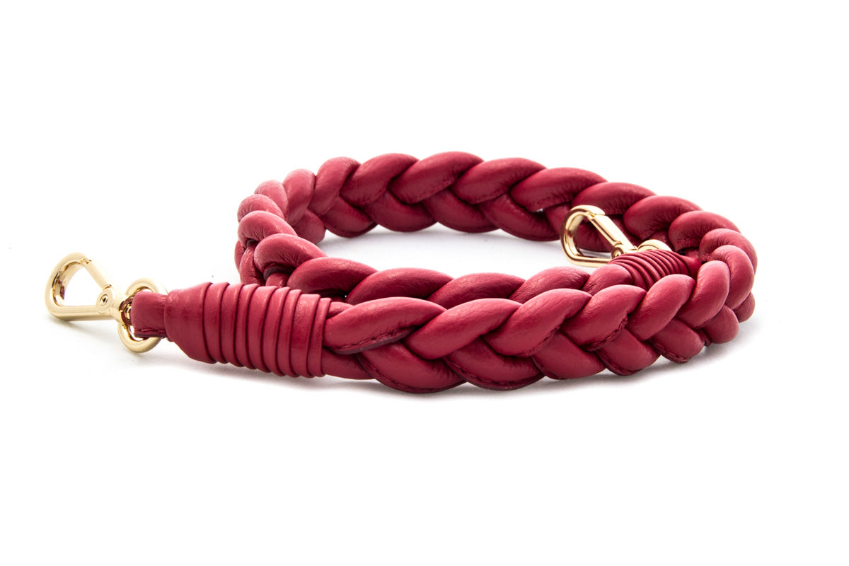 Toque personalizado, Produto de boutique, Moda de alta qualidade,Luxo contemporâneo, Estilo sofisticado, Elegância feminina, Detalhes artesanais, Designer de moda, Design exclusivo, Couro genuíno, Couro de primeira linha, Bolsa premium, Bolsa feminina de luxo, Bolsa feita à mão, Bolsa de grife, Bolsa de coleção, Bolsa artesanal,Artesanato de alta costura, Acessório de luxo