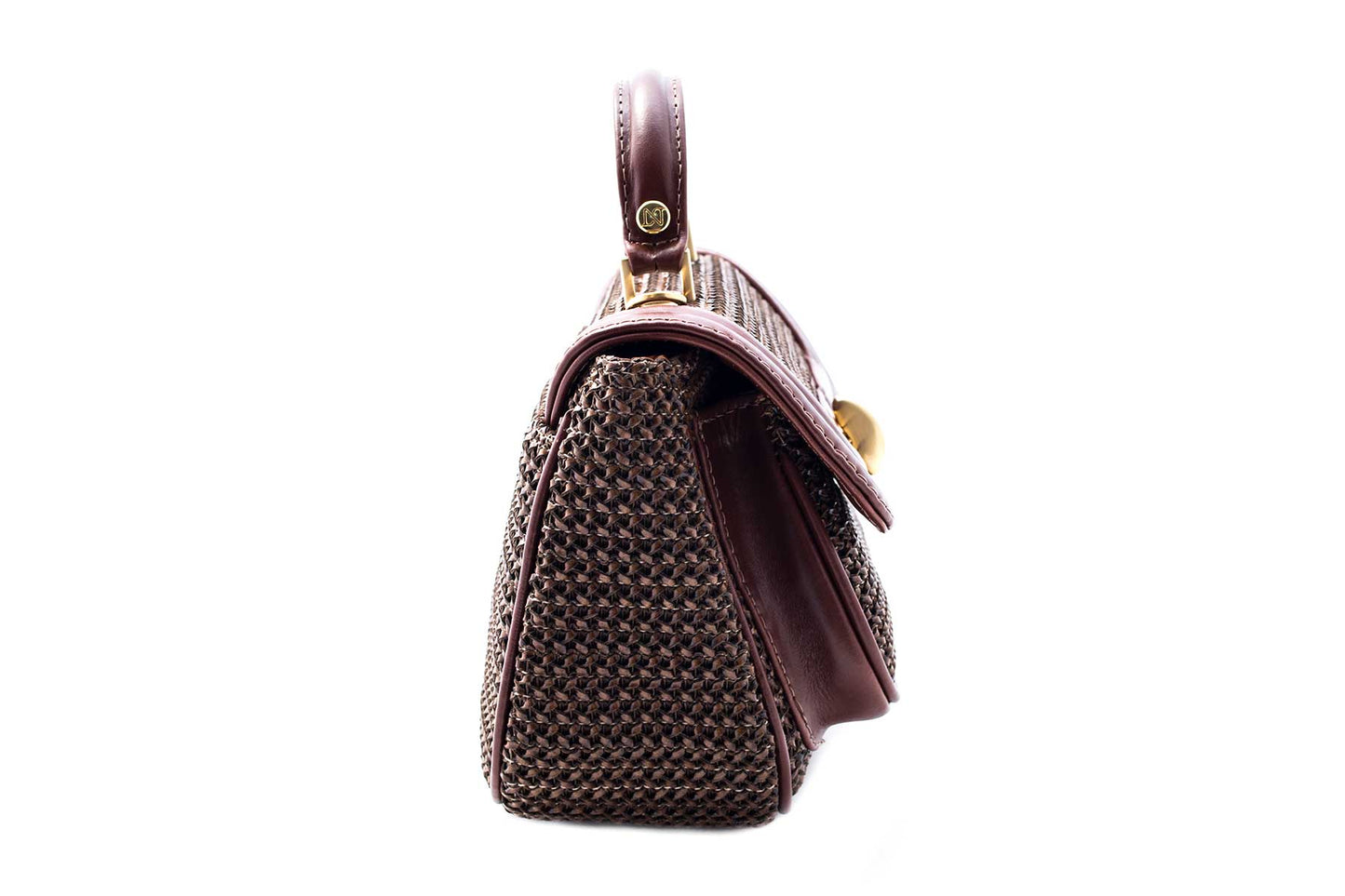Toque personalizado, Produto de boutique, Moda de alta qualidade, Luxo contemporâneo, Estilo sofisticado, Elegância feminina, Detalhes artesanais, Designer de moda, Design exclusivo, Couro genuíno, Couro de primeira linha, Bolsa premium, Bolsa feminina de luxo, Bolsa feita à mão, Bolsa de grife, Bolsa de coleção, Bolsa artesanal, Artesanato de alta costura, Acessório de luxo