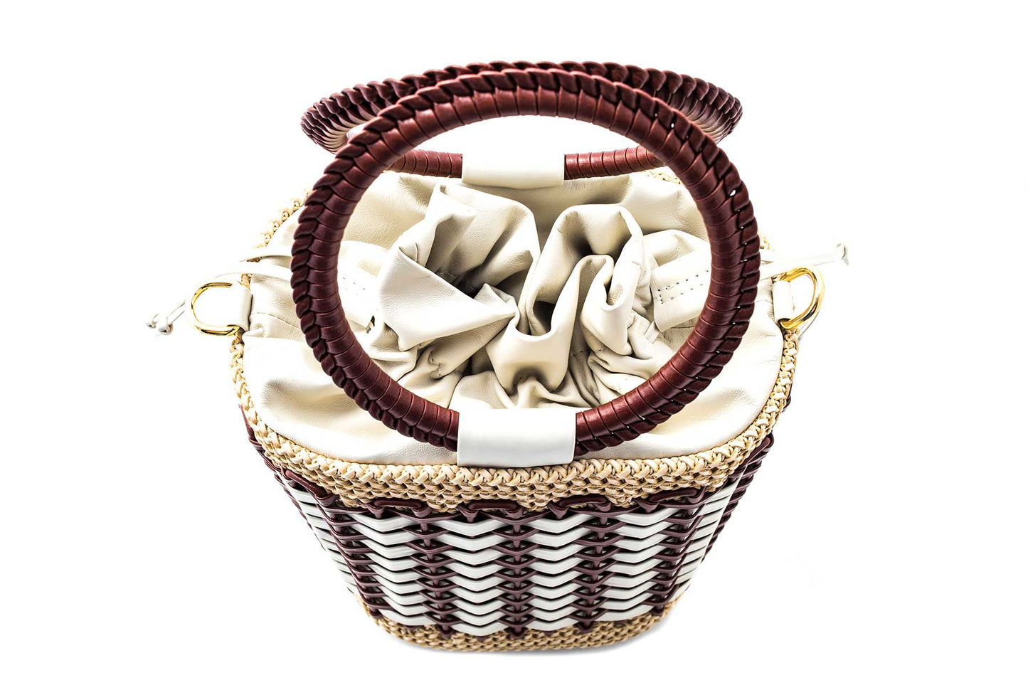 Toque personalizado, Produto de boutique, Moda de alta qualidade, Luxo contemporâneo, Estilo sofisticado, Elegância feminina, Detalhes artesanais, Designer de moda, Design exclusivo, Couro genuíno, Couro de primeira linha, Bolsa premium, Bolsa feminina de luxo, Bolsa feita à mão, Bolsa de grife, Bolsa de coleção, Bolsa artesanal, Artesanato de alta costura, Acessório de luxo