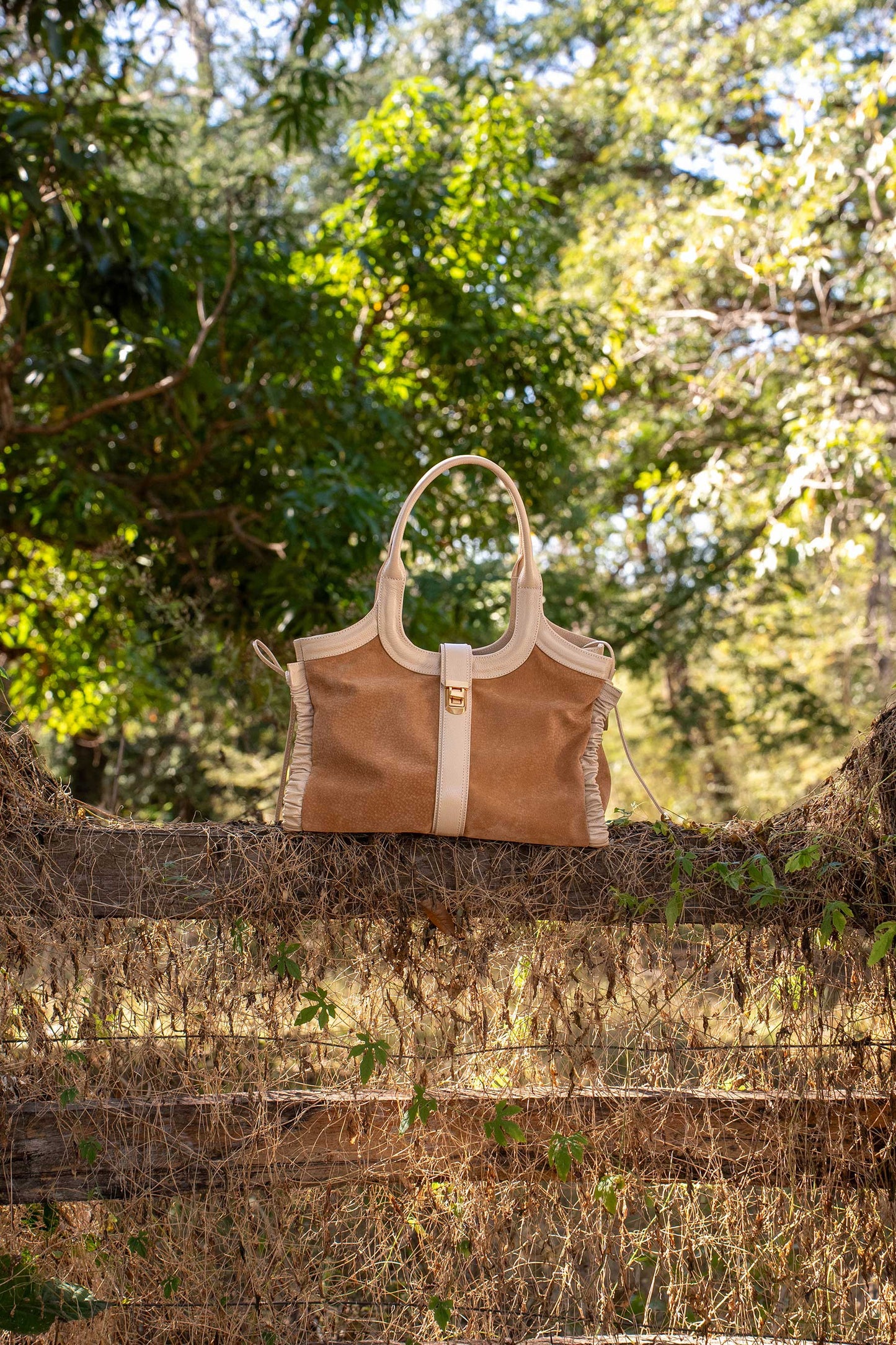 Bolsa Lorena Camurça Creme