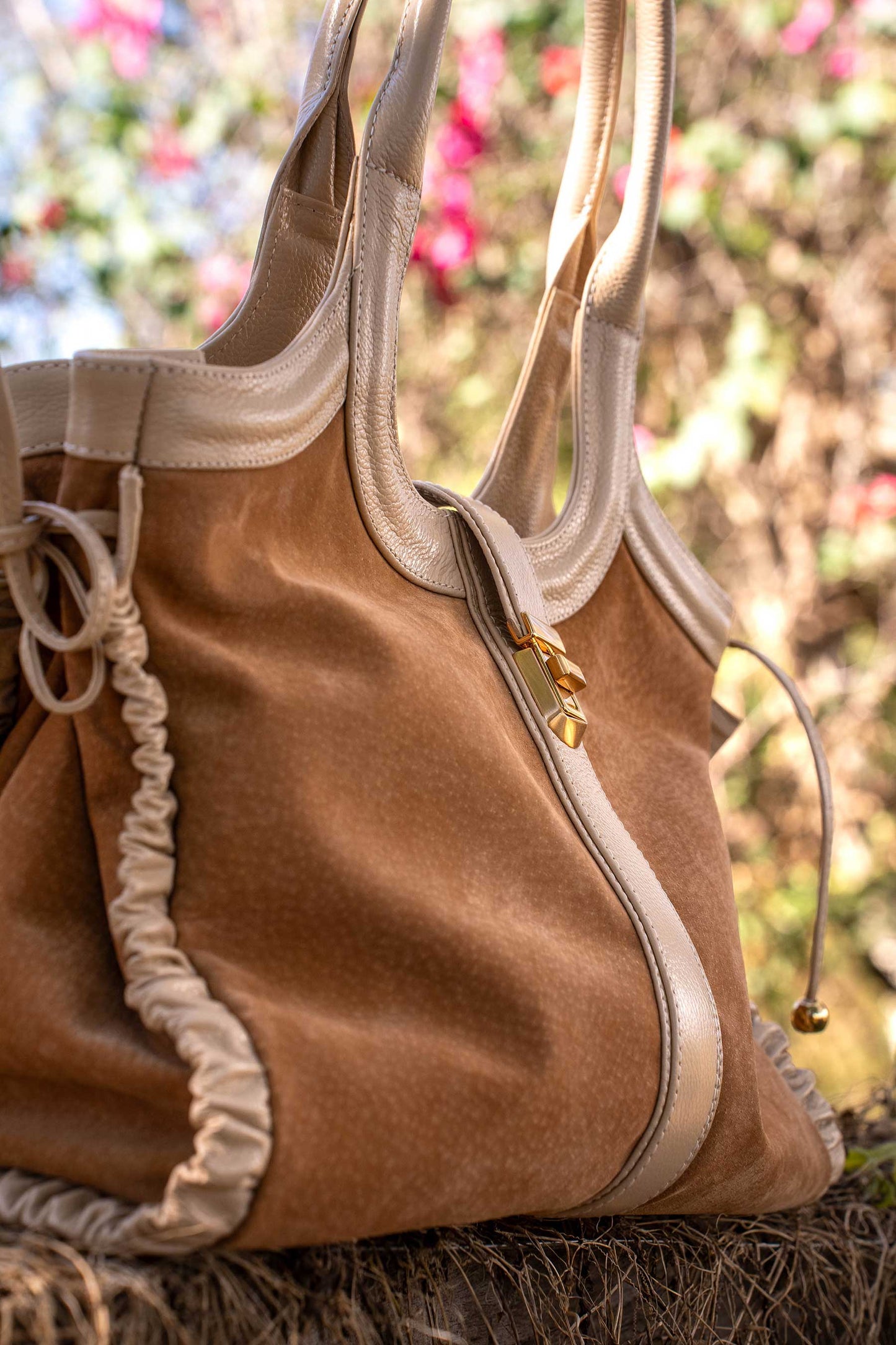 Bolsa Lorena Camurça Creme
