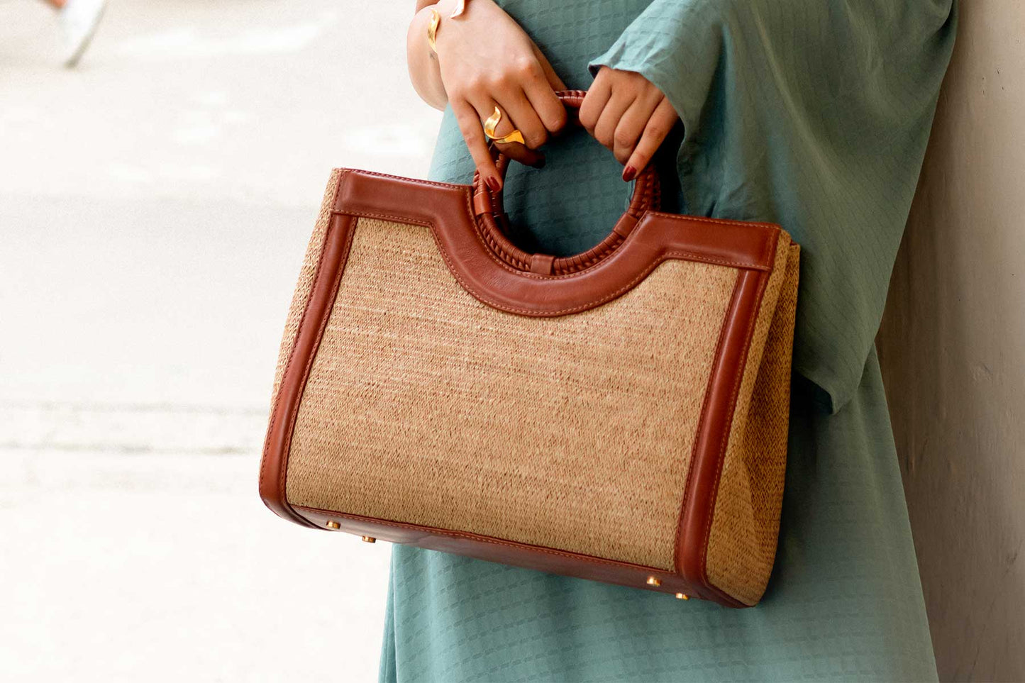 Bolsa Marcela Palha c/ Canela