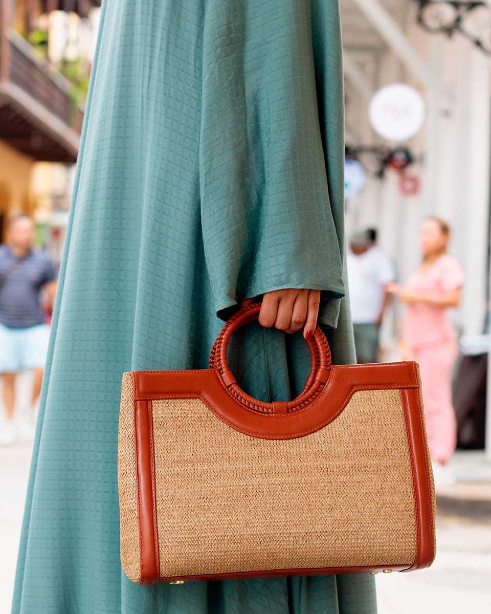 Bolsa Marcela Palha c/ Canela