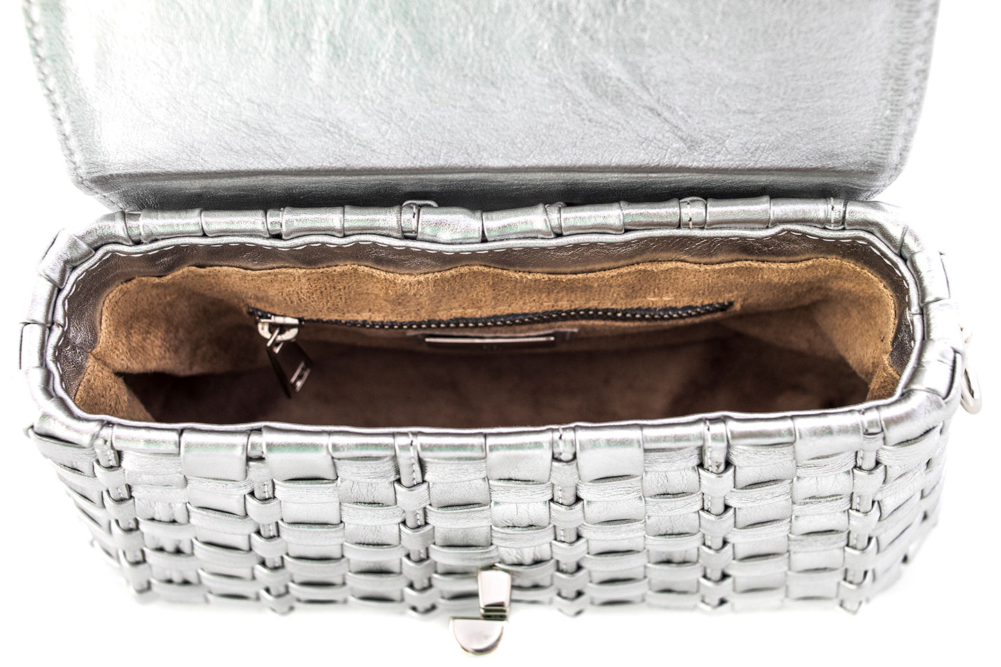 Produto de boutique, Moda de alta qualidade, Luxo contemporâneo, Estilo sofisticado, Elegância feminina, Detalhes artesanais, Designer de moda, Design exclusivo, Couro genuíno, Couro de primeira linha, Bolsa premium, Bolsa feminina de luxo, Bolsa feita à mão, Bolsa de grife, Bolsa de coleção, Bolsa artesanal, Artesanato de alta costura, Acessório de luxo