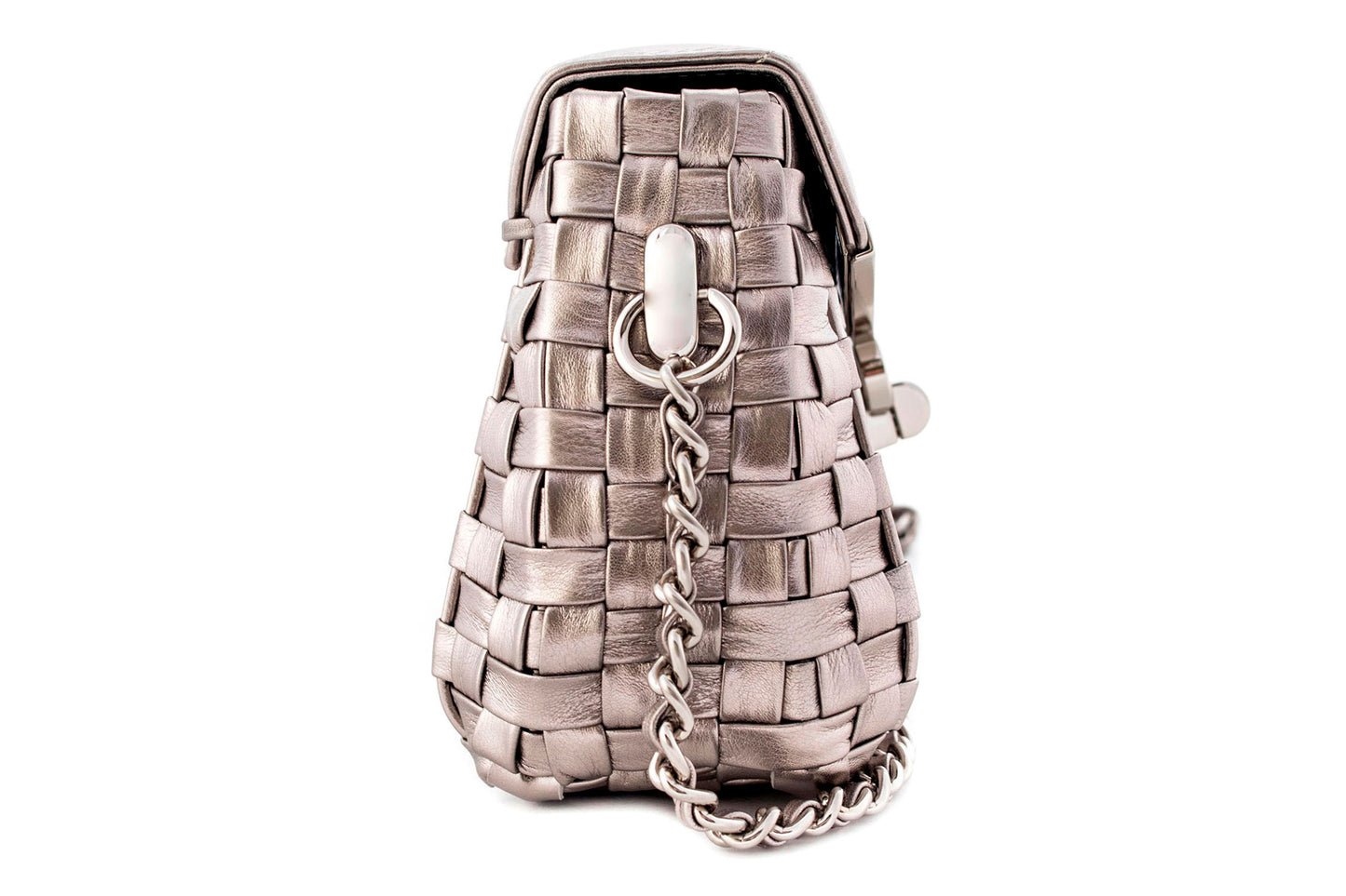 Produto de boutique, Moda de alta qualidade, Luxo contemporâneo, Estilo sofisticado, Elegância feminina, Detalhes artesanais, Designer de moda, Design exclusivo, Couro genuíno, Couro de primeira linha, Bolsa premium, Bolsa feminina de luxo, Bolsa feita à mão, Bolsa de grife, Bolsa de coleção, Bolsa artesanal, Artesanato de alta costura, Acessório de luxo