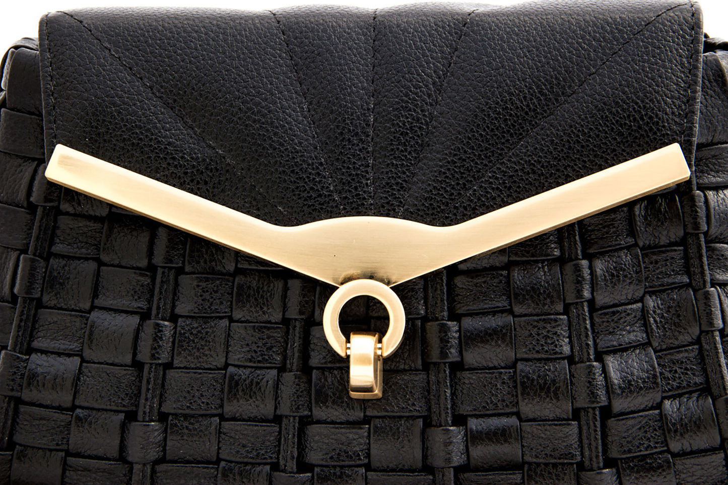 Produto de boutique, Moda de alta qualidade, Luxo contemporâneo, Estilo sofisticado, Elegância feminina, Detalhes artesanais, Designer de moda, Design exclusivo, Couro genuíno, Couro de primeira linha, Bolsa premium, Bolsa feminina de luxo, Bolsa feita à mão, Bolsa de grife, Bolsa de coleção, Bolsa artesanal, Artesanato de alta costura, Acessório de luxo