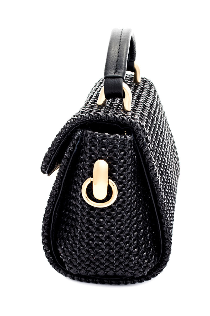 Produto de boutique, Moda de alta qualidade, Luxo contemporâneo, Estilo sofisticado, Elegância feminina, Detalhes artesanais, Designer de moda, Design exclusivo, Couro genuíno, Couro de primeira linha, Bolsa premium, Bolsa feminina de luxo, Bolsa feita à mão, Bolsa de grife, Bolsa de coleção, Bolsa artesanal, Artesanato de alta costura, Acessório de luxo
