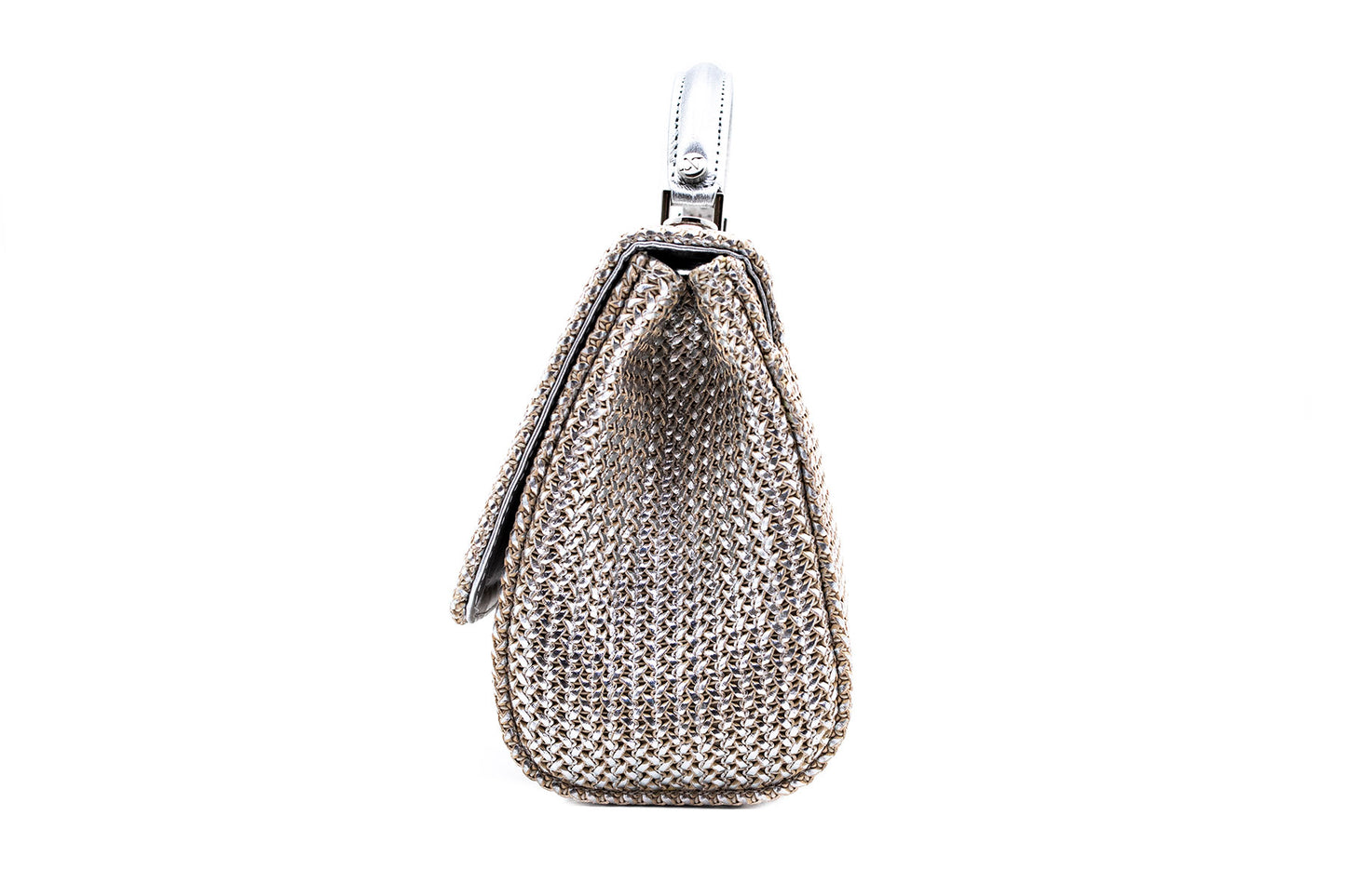 Produto de boutique, Moda de alta qualidade, Luxo contemporâneo, Estilo sofisticado, Elegância feminina, Detalhes artesanais, Designer de moda, Design exclusivo, Couro genuíno, Couro de primeira linha, Bolsa premium, Bolsa feminina de luxo, Bolsa feita à mão, Bolsa de grife, Bolsa de coleção, Bolsa artesanal, Artesanato de alta costura, Acessório de luxo