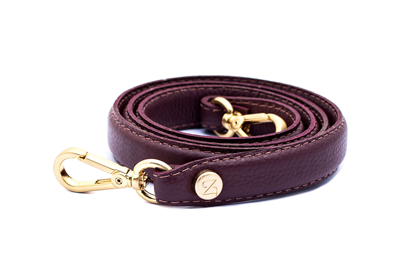 Toque personalizado, Produto de boutique, Moda de alta qualidade, Luxo contemporâneo, Estilo sofisticado, Elegância feminina, Detalhes artesanais, Designer de moda, Design exclusivo, Couro genuíno, Couro de primeira linha, Bolsa premium, Bolsa feminina de luxo, Bolsa feita à mão, Bolsa de grife, Bolsa de coleção, Bolsa artesanal, Artesanato de alta costura, Acessório de luxo