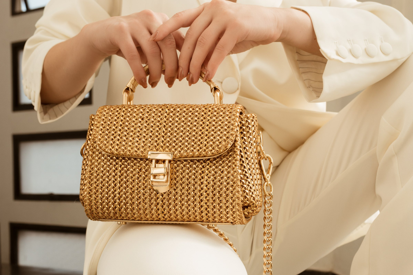 Bolsa Cora Mini Dourada