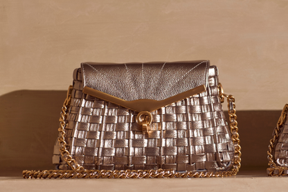 Bolsa Anna Elisa Prata Envelhecido c/ Dourado