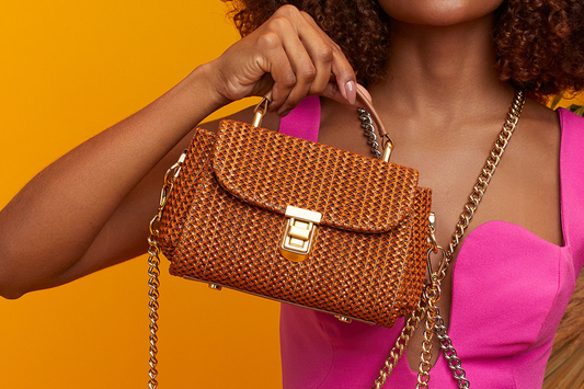 Bolsa Cora Mini Caramelo