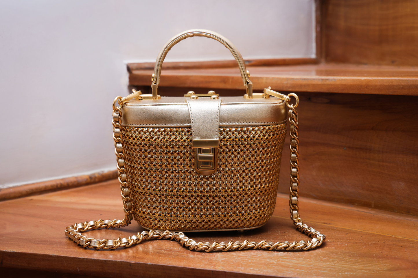 Bolsa Olga Mini Dourada