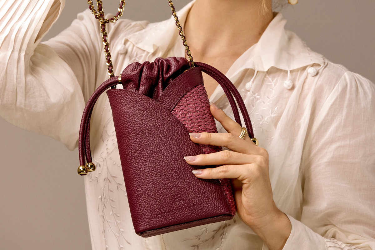 Bolsa Adélia Amora