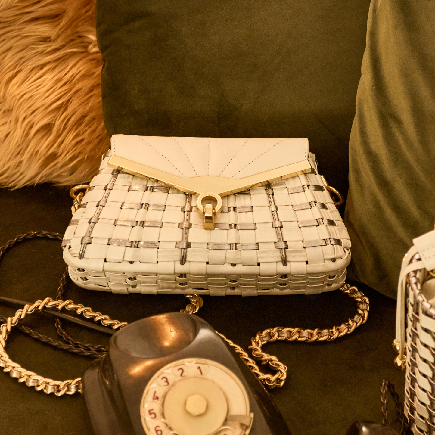 Bolsa Anna Elisa Mini Off White c/ Prata Envelhecida