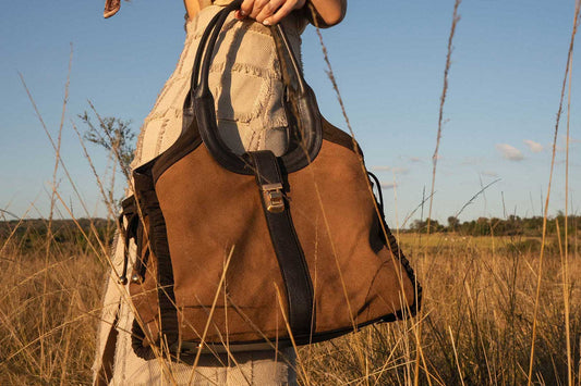 Bolsa Lorena Camurça Caramelo c/ Café