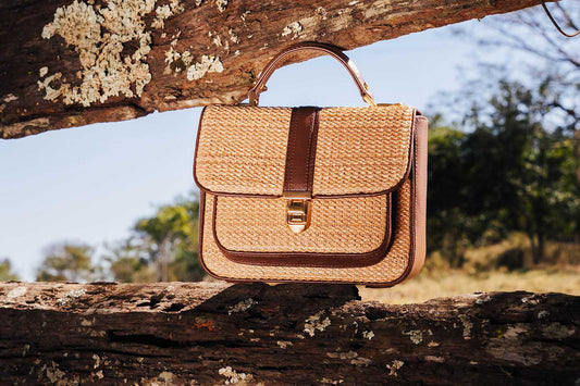 Bolsa Soraia Mini Rafia Natural c/ Avelã