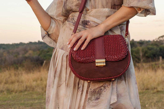 Bolsa Tarsila Mini Camurça Bordô