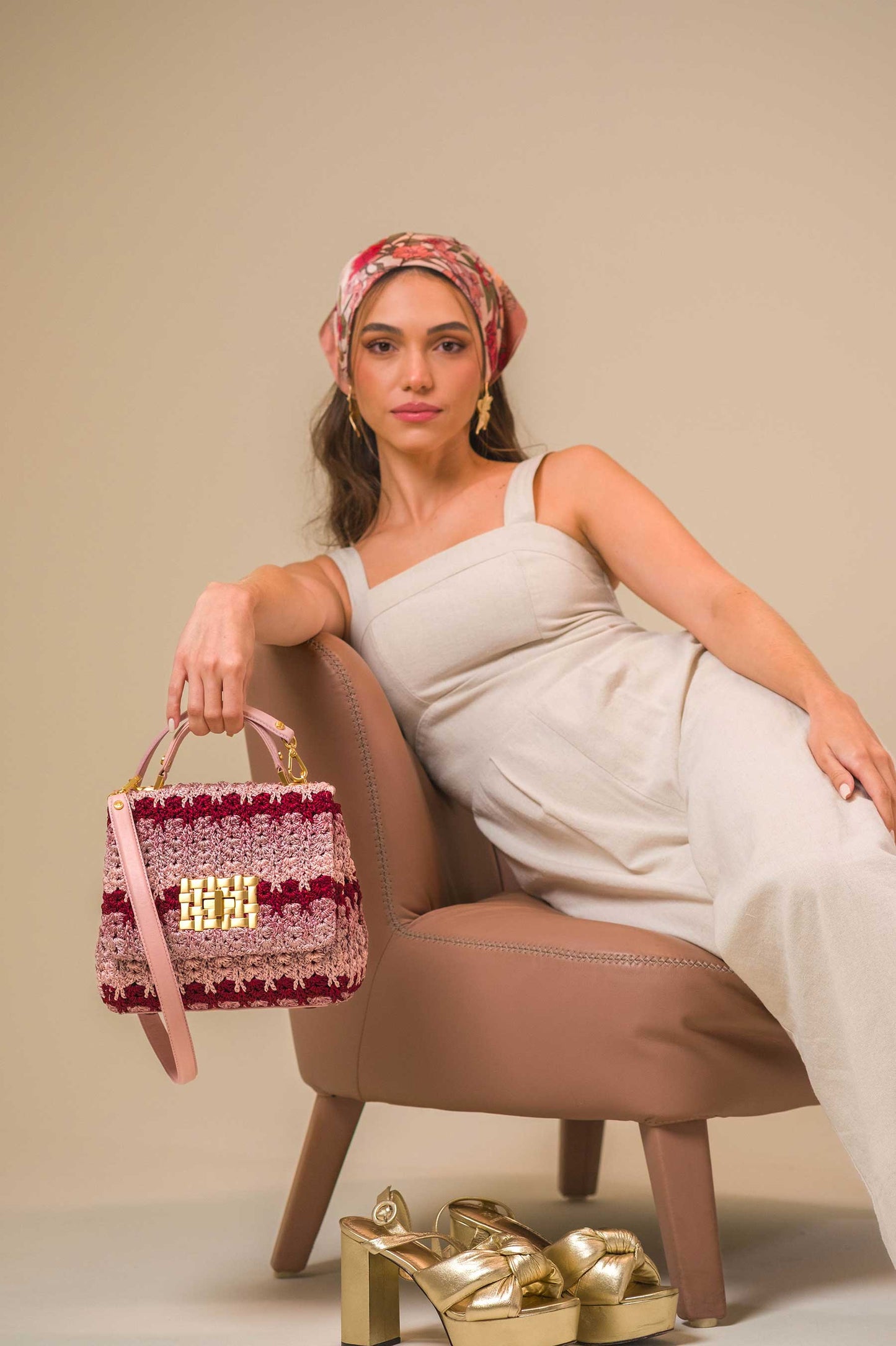 Bolsa Fabiana Crochê Rosa Bebê c/ Bordô