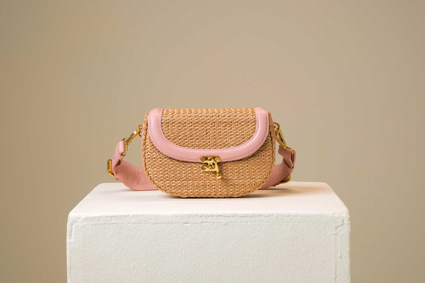 Bolsa Silvia Pochete Ráfia Natural c/ Rosa Bebê
