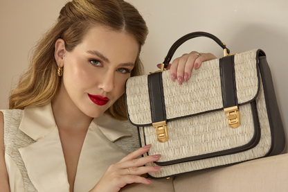 Bolsa Soraia Ráfia Natural Off White c/ Preto