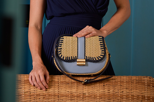 Bolsa Tarsila Mini Creme c/ Azul